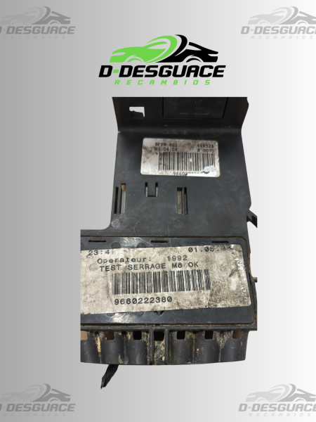 Soporte Positivos Batería con Fusibles Peugeot 308 1.6 HDi – Ref. 9664706280 (2007–2011)