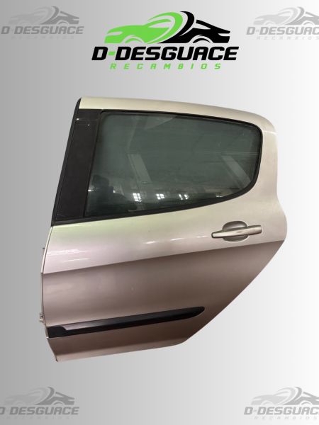 Puerta Trasera Izquierda Completa Peugeot 308 1.6 HDi (2007–2011) Color Plata – Ref. 9658227580
