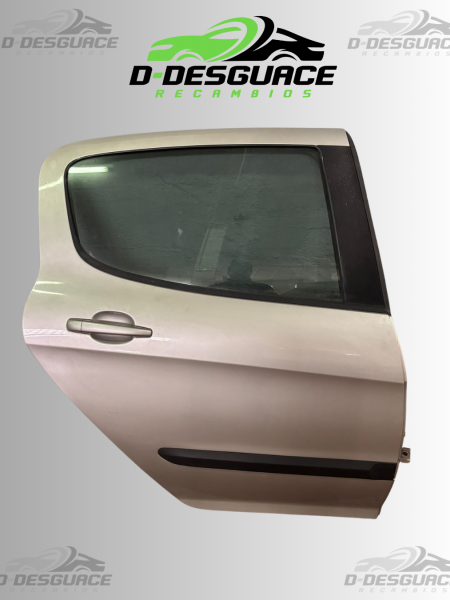 Puerta Trasera Derecha Completa Peugeot 308 1.6 HDi (2007–2011) Color Plata – Ref. 9658227580