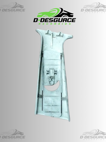 Moldura Interior Derecha VW Passat – Ref. 3B0 868 312