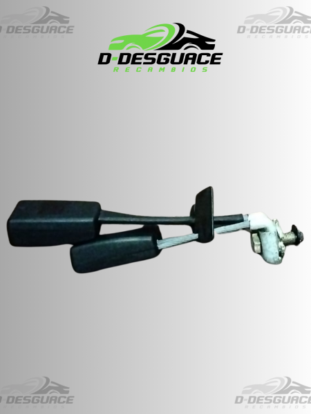 Soporte Cinturón Seguridad Trasero Izquierdo VW Passat – Ref. 8A5 857 767