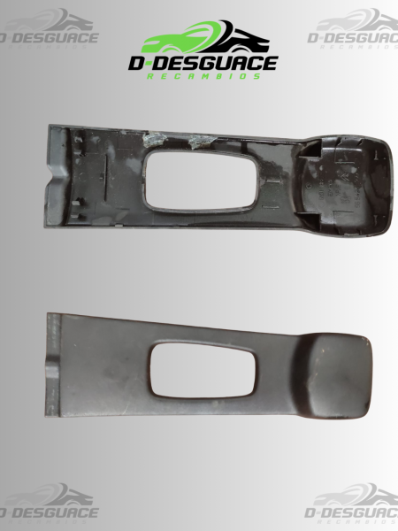 Embellecedor de la Cubierta del Sensor de Lluvia Citroën C4 – Referencia 9654245777